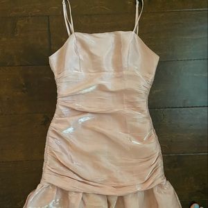 Light pink ruffly dress; size medium.